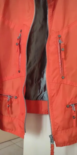 Giubbino arancione stile biker