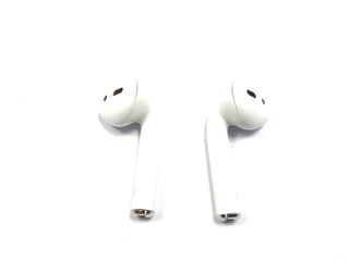 in-ear apple airpods 2 gen