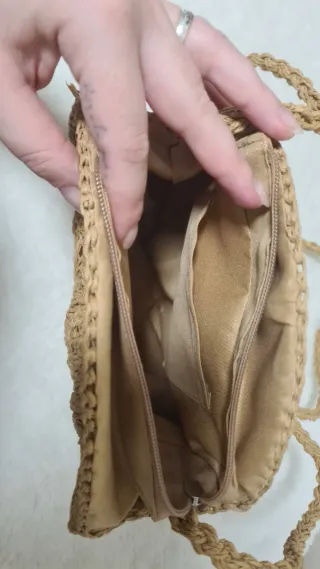 Bolso de rafia redondo