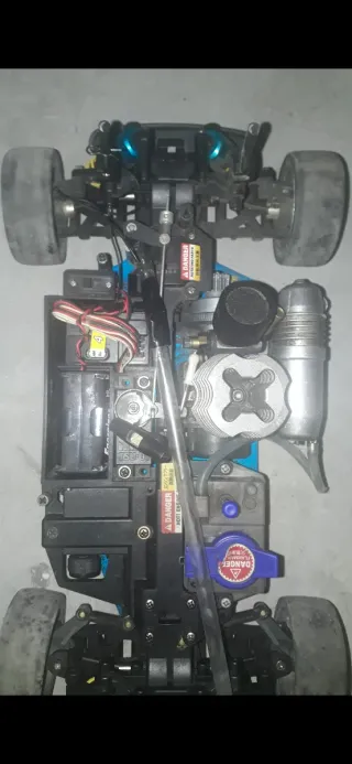Coche RC Nitro con Accesorios