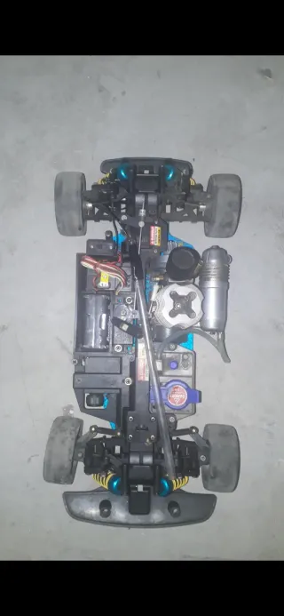Coche RC Nitro con Accesorios
