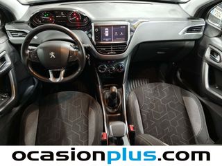 Peugeot 2008 PureTech 110 S&S Style 81 kW (110 CV)