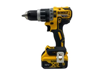 taladro a bateria dewalt dcd796