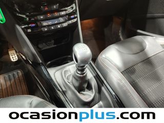 Peugeot 2008 PureTech 130 S&S GT Line 96 kW (130 CV)