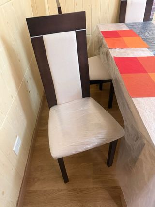 Mesa y 6 Sillas Comedor