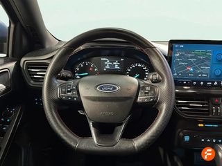 Ford Focus 1.0 Ecoboost MHEV 92kW ST-Line Auto