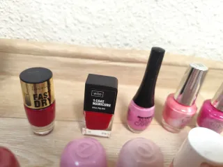 Lote 22 esmaltes de uñas