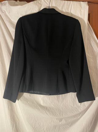 Americana Alexis Negra Solapa Satinada (40)