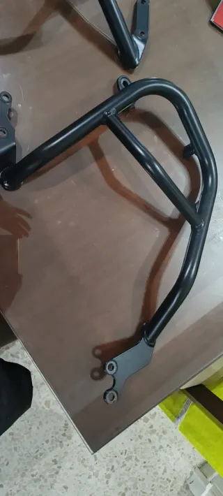 Defensas Yamaha Tracer  originales sin marcas