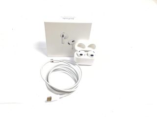 in-ear apple airpods 3 gen