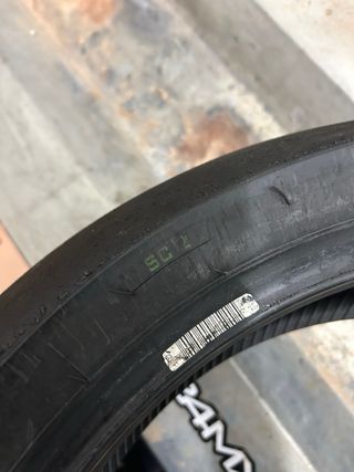 Neumáticos Slicks Moto Pirelli Diablo Superbike