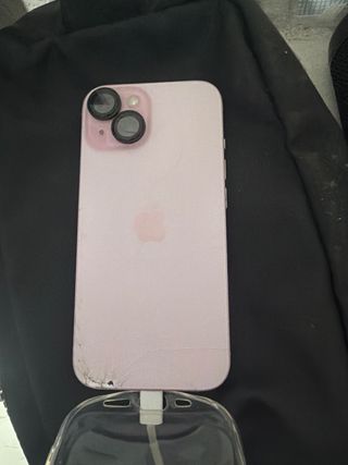iPhone 15 Rosa - Batteria da cambiare
