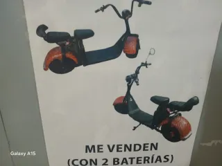 Jarra de plástico blanca para agua