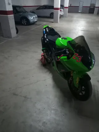 Kawasaki Zx10R Circuito Verde