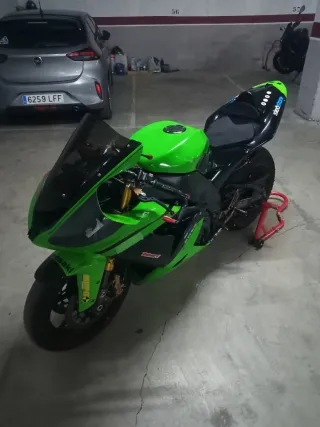 Kawasaki Zx10R Circuito Verde