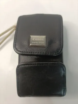 Canon Digital IXUS i Zoom Cámara Roja