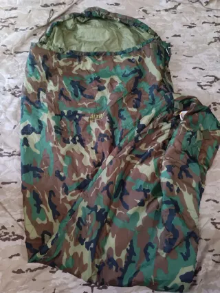 Saco de dormir con estampado (Altus 800S)