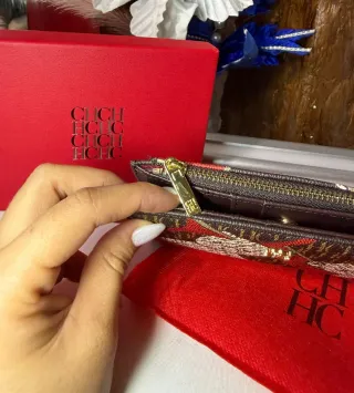Billetera Carolina Herrera CH