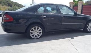 Mercedes 66936 cinturón seguridad 561014701 e 220