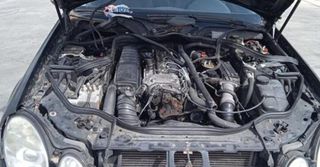 Mercedes 66936 cinturón seguridad 561014701 e 220