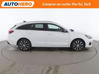 Hyundai i30 1.4 TGDI Tecno Sky