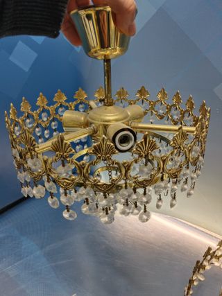 Dos lamparas de techo mid century, cristal de roca, 30 cm. de diámetro