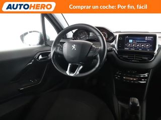 Peugeot 208 1.2 PureTech Signature