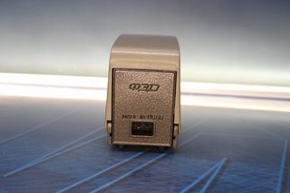 Proyector diapositivas Etude 2c. URSS. En su caja con manual en inglés.