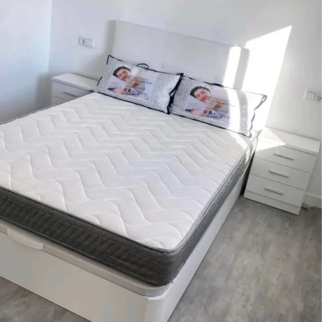 Canapé + colchón + almohada  Con montaje