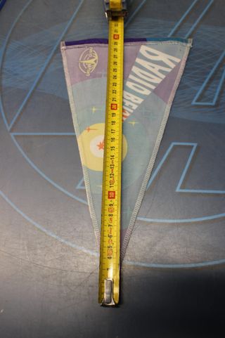 Banderines emisoras radio Asia: Taipei, Japan, Beijing, Korea.