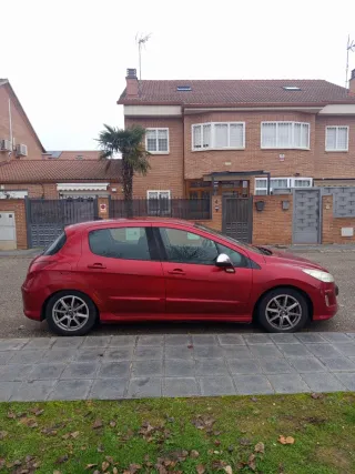 Peugeot 308 Rojo