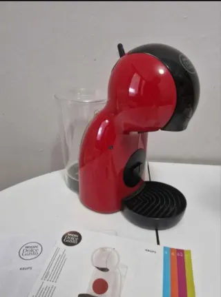 Cafetera Nescafé Dolce Gusto Roja