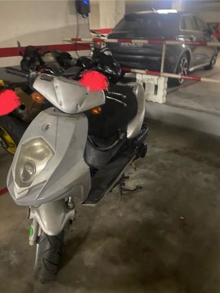 Rieju Pacific 125 Scooter Blanca