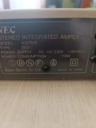 Amplificatore NEC A225ME Argento