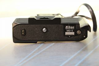 Nikon Motor Drive MD-E con mango Stitz.