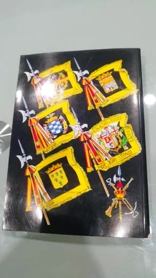 Libro La Legión 75 Años Uniformes Legionarios
