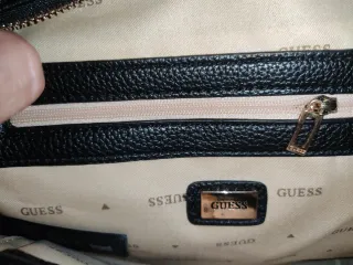 Mochila Guess Grande Mdl. Urbana Chic