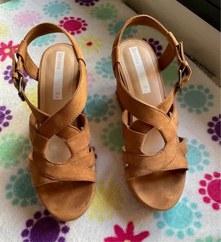 Sandalias Bershka Marrones Talla 38