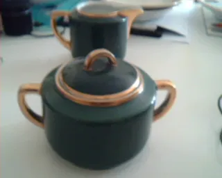 Servizio da caffè completo verde e oro