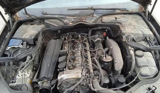 Cinturón seguridad mercedes 606043300 e 280 42836