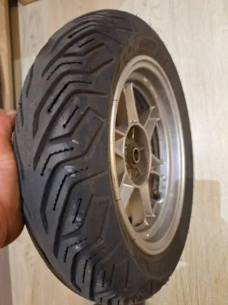 Ruedas Suzuki Burgman 125/200