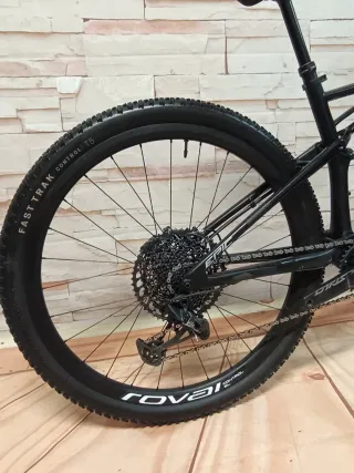 Specialized Epic Expert Full Carbon