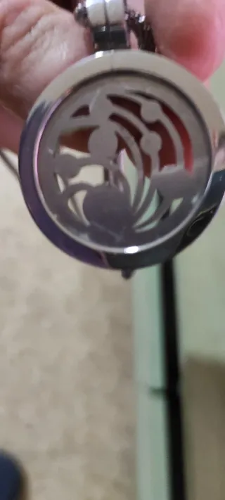 Colgante y cadena Shaka