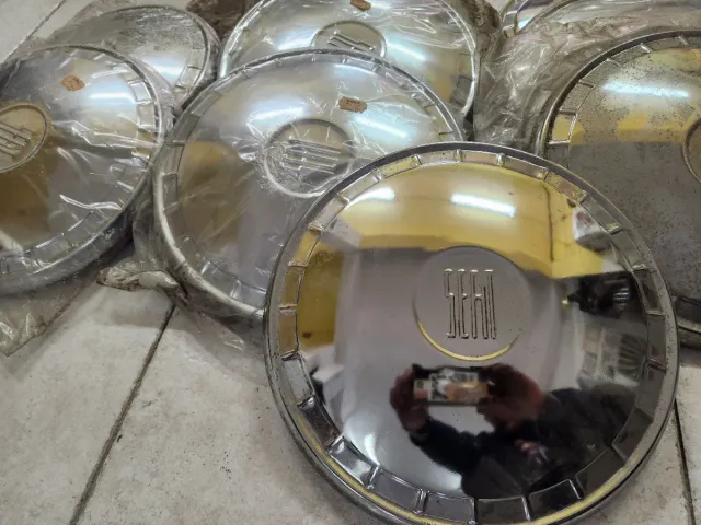 Tapacubos Seat 124 1ª Serie (4 unidades)