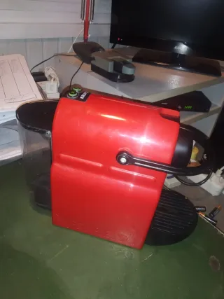 Macchina Caffè Nespresso Krups Rossa