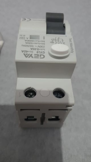 Disyuntor Corriente Residual GEYA GYL9-2P-40A