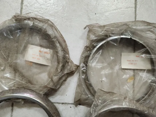 Bisel Faro Seat 850 y 124 (2 unidades)