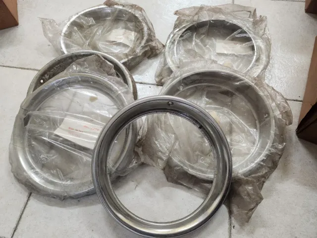 Bisel Faro Seat 850 y 124 (2 unidades)