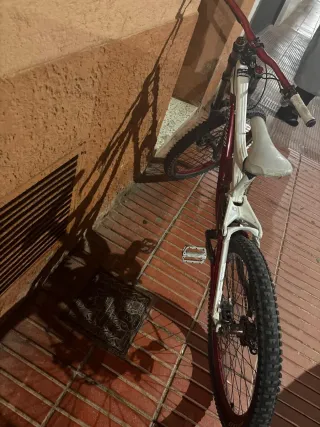 Bicicleta Specialized Demo 8 Roja