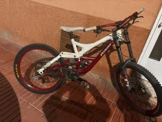 Bicicleta Specialized Demo 8 Roja